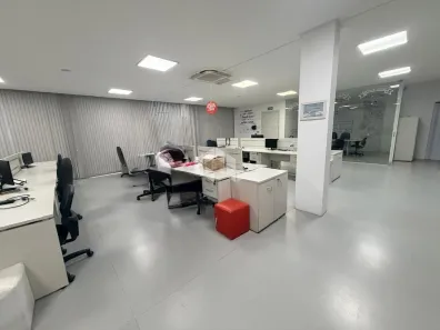 Sala Comercial à venda, 145m² no São José, Garibaldi