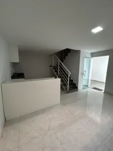 Casa de Condomínio com 2 Quartos para alugar, 70m² no Campo Grande, Rio de Janeiro