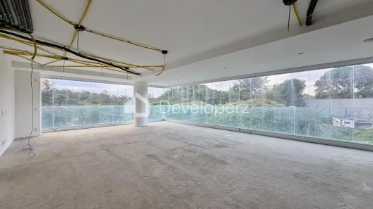 Apartamento com 3 Quartos à venda, 233m² no Moema, São Paulo
