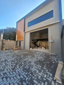 Galpão/Depósito/Armazém para alugar, 240m² no Vila Progredior, São Paulo