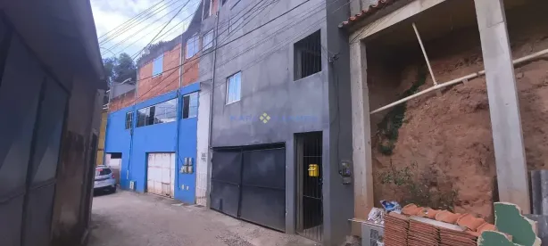 Apartamento com 3 Quartos à venda, 160m² no Quarteirão Brasileiro, Petrópolis