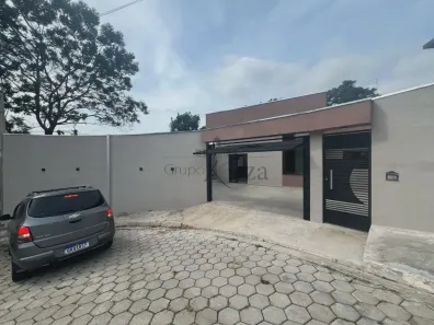 Casa com 3 Quartos à venda, 150m² no Jardim Rodolfo, São José dos Campos