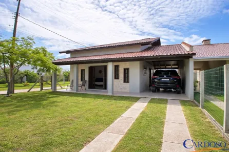 Casa com 3 Quartos à venda, 125m² no Torres, Torres