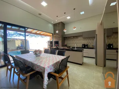 Casa com 3 Quartos à venda, 200m² no Jardim Imperial I, Campo Mourão