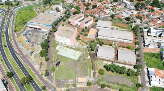 Prédio Comercial para alugar, 22000m² no Parque São Geraldo, Bauru
