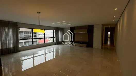 Apartamento com 3 Quartos para alugar, 231m² no Centro, Ponta Grossa