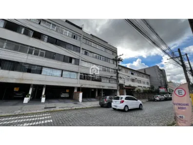 Apartamento com 1 Quarto para alugar, 90m² no Centro, Nova Friburgo
