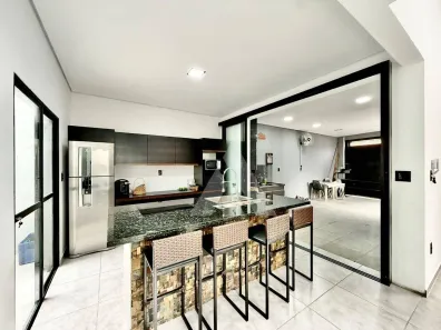 Casa com 3 Quartos à venda, 145m² no Vila Santana, Itapetininga