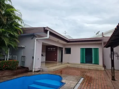 Casa de Condomínio com 3 Quartos à venda, 400m² no Ponta Negra, Manaus