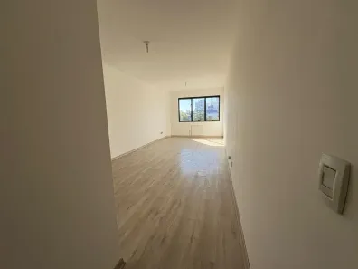 Sala Comercial com 1 Quarto à venda, 36m² no Passo da Areia, Porto Alegre