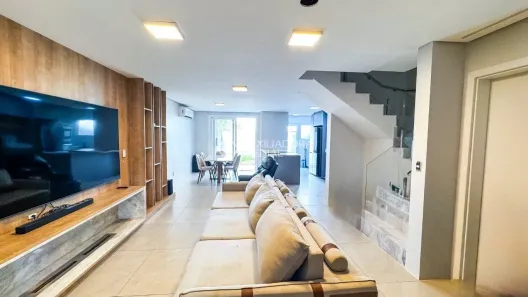 Sobrado com 3 Quartos à venda, 169m² no São José, Canoas