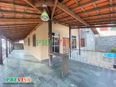 Casa com 3 Quartos à venda, 300m² no Sagrada Família, Belo Horizonte