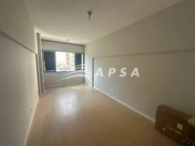 Kitnet com 1 Quarto para alugar, 29m² no Centro, Rio de Janeiro