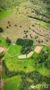 Fazenda/Sítio com 5 Quartos à venda, 242m² no Centro, Anápolis