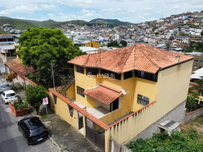 Casa com 3 Quartos à venda, 250m² no Encosta do Sol, Juiz de Fora