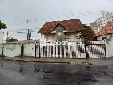 Casa com 5 Quartos à venda, 420m² no Cidade Santa Maria, Montes Claros