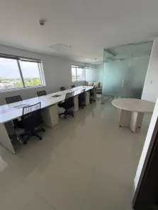 Sala Comercial com 3 Quartos para alugar, 127m² no Adrianópolis, Manaus
