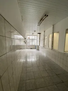 Galpão/Depósito/Armazém para alugar, 380m² no Ramos, Rio de Janeiro