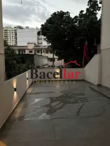 Casa com 4 Quartos para alugar, 400m² no Tijuca, Rio de Janeiro
