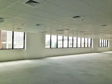 Prédio Comercial para alugar, 620m² no Parque Industrial Tomas Edson, São Paulo