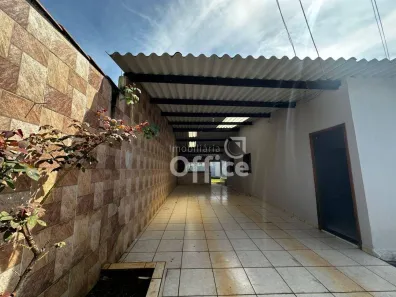 Casa com 3 Quartos à venda, 162m² no De Lourdes, Anápolis
