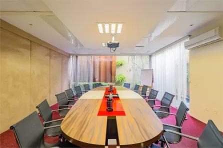 Prédio Comercial para alugar, 660m² no Mirandópolis, São Paulo