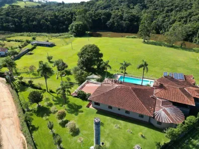 Fazenda/Sítio com 7 Quartos à venda, 1500m² no Ibiúna, Ibiúna