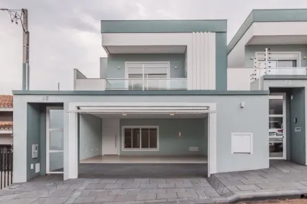 Sobrado com 3 Quartos à venda, 243m² no Recanto Tropical, Cascavel