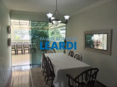 Casa com 3 Quartos à venda, 350m² no Jardim Leonor, São Paulo