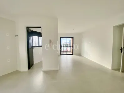 Apartamento com 2 Quartos à venda, 75m² no Balneário, Florianópolis