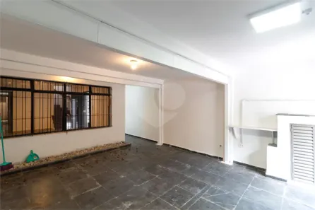 com 3 Quartos para alugar, 220m² no Santo Amaro, São Paulo