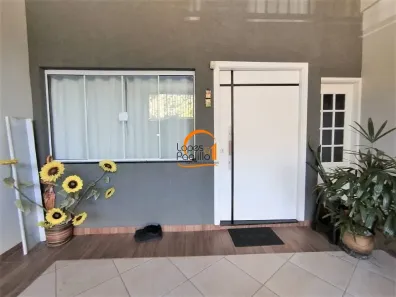 Casa com 3 Quartos à venda, 238m² no Alvinópolis, Atibaia
