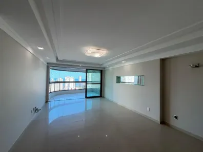 Apartamento com 4 Quartos para alugar, 176m² no Boa Viagem, Recife
