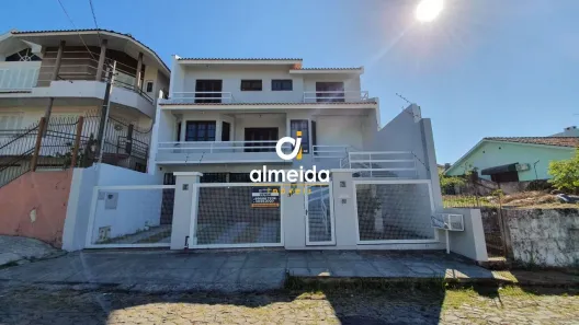 Casa com 4 Quartos à venda, 400m² no Nossa Senhora de Lourdes, Santa Maria