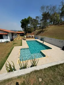 Fazenda/Sítio com 4 Quartos à venda, 300m² no Bairro do Menin, Bragança Paulista