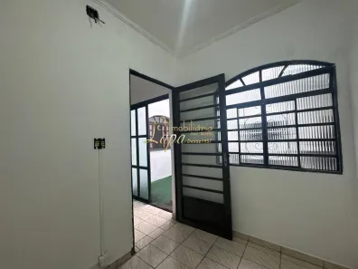 Casa de Condomínio com 4 Quartos para alugar, 200m² no Água Branca, São Paulo