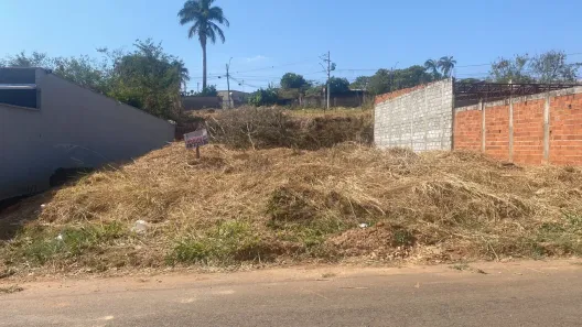 Lote/Terreno à venda, 413m² no Parque Balneário, Goiânia