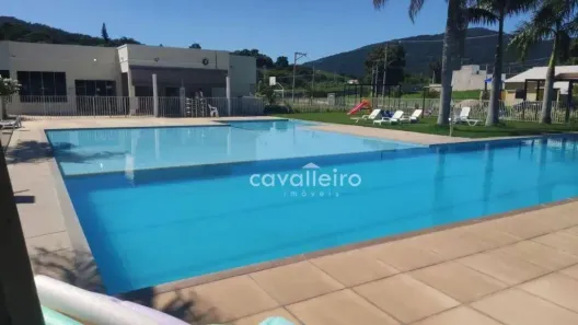 Lote/Terreno à venda, 241m² no Ubatiba, Maricá