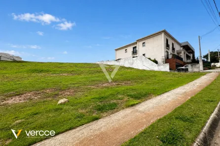 Lote/Terreno à venda, 1000m² no Jardim Santa Teresa, Jundiaí