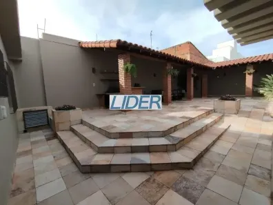 Casa com 3 Quartos à venda, 250m² no Brasil, Uberlândia
