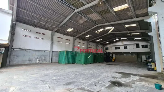Galpão/Depósito/Armazém para venda ou aluguel, 1500m² no Novo Cavaleiro, Macaé