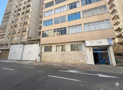 Ponto Comercial para alugar, 210m² no Centro, Juiz de Fora