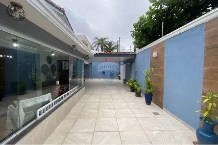Casa com 6 Quartos à venda, 300m² no Jardim Las Palmas, Guarujá