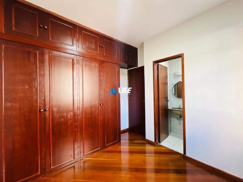 Apartamento com 3 quartos — Lourdes, Belo Horizonte