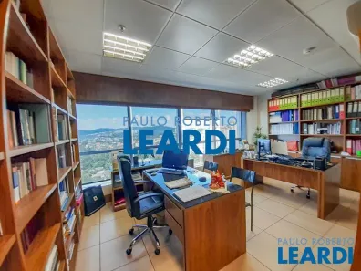 Sala Comercial à venda, 36m² no Green Valley Alphaville, Barueri