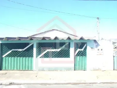 Casa com 3 Quartos à venda, 420m² no Condomínio Rio Branco, Goiânia