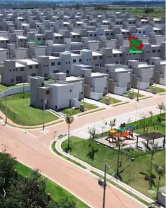 Casa de Condomínio com 4 Quartos à venda, 150m² no Jardins Berlim, Senador Canedo