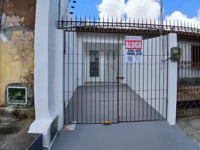 Casa com 2 Quartos para alugar, 49m² no Parangaba, Fortaleza