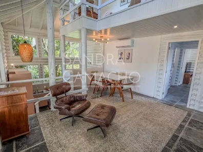Casa com 4 Quartos à venda, 225m² no Sambaqui, Florianópolis