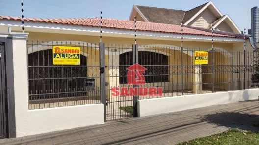 Casa com 3 Quartos à venda, 221m² no Zona 02, Maringá